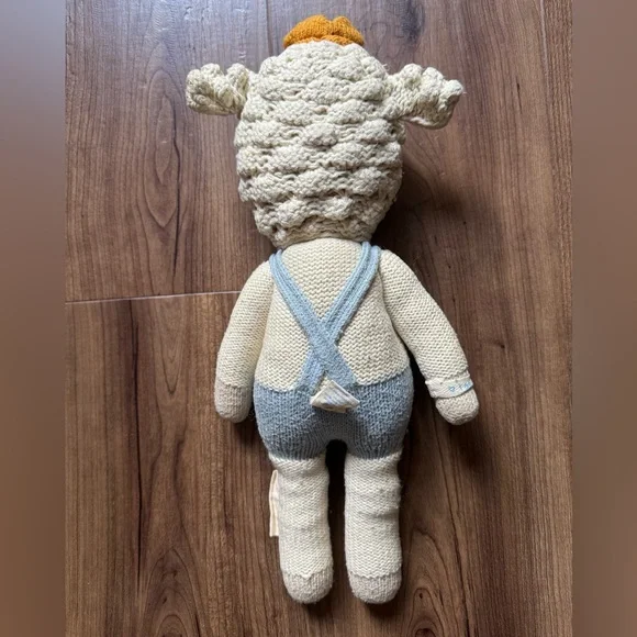 Sebastian the lamb cuddle and kind - Picture 3 of 3